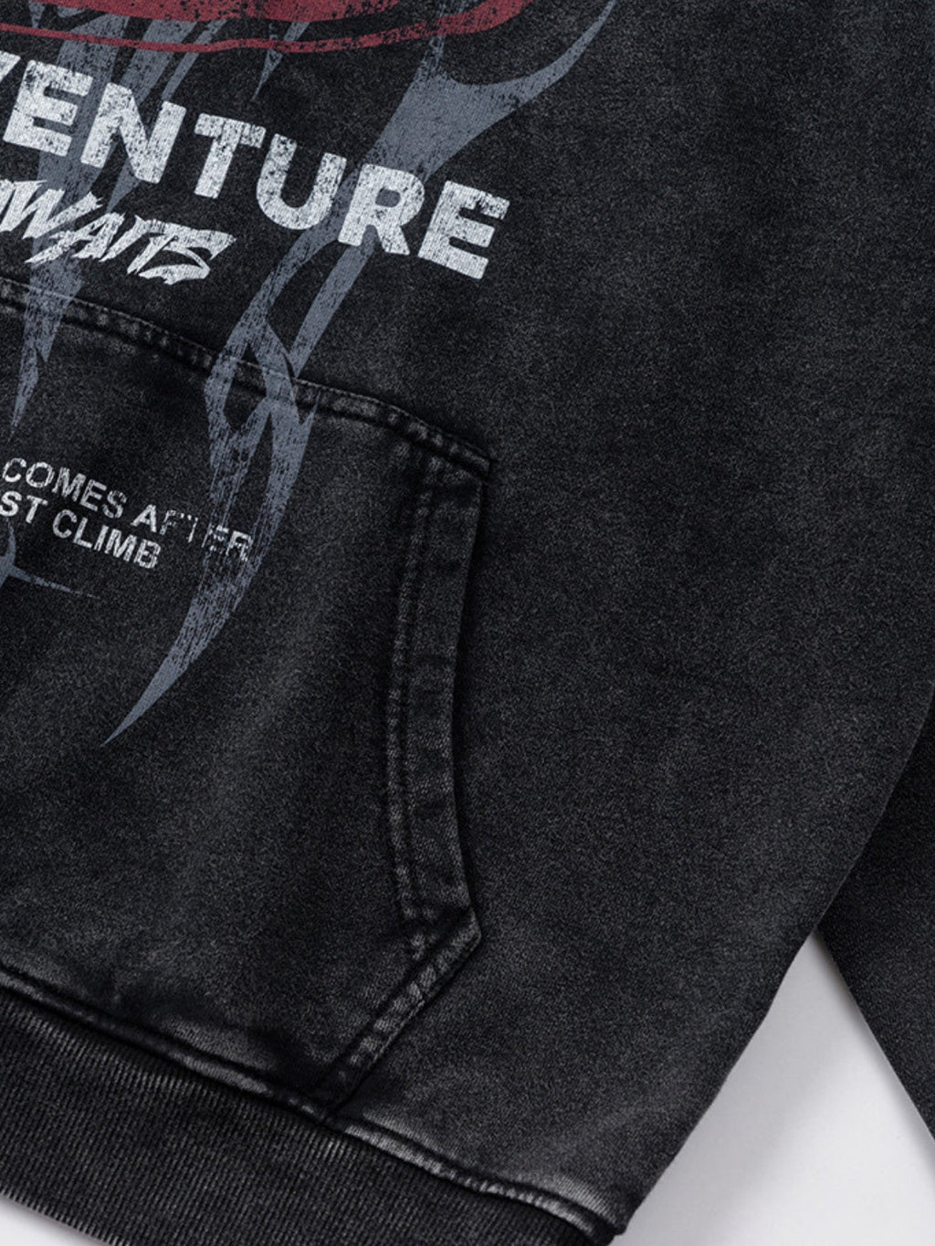 ADVENTURE - Oversized Print Hoodie