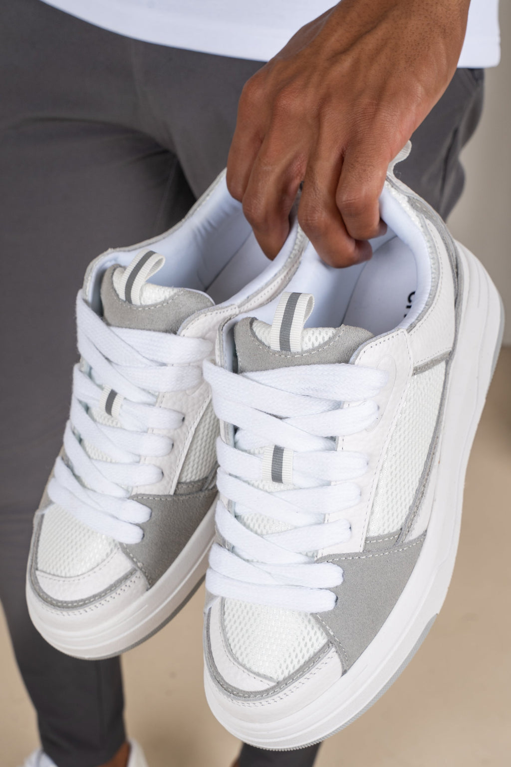 Court Trainers - White | Xtralitty