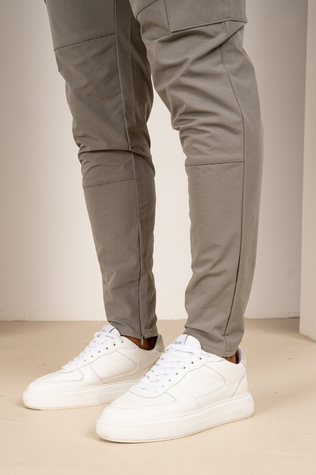 Premium Detail Cargo Pants V2 - Taupe | Xtralitty