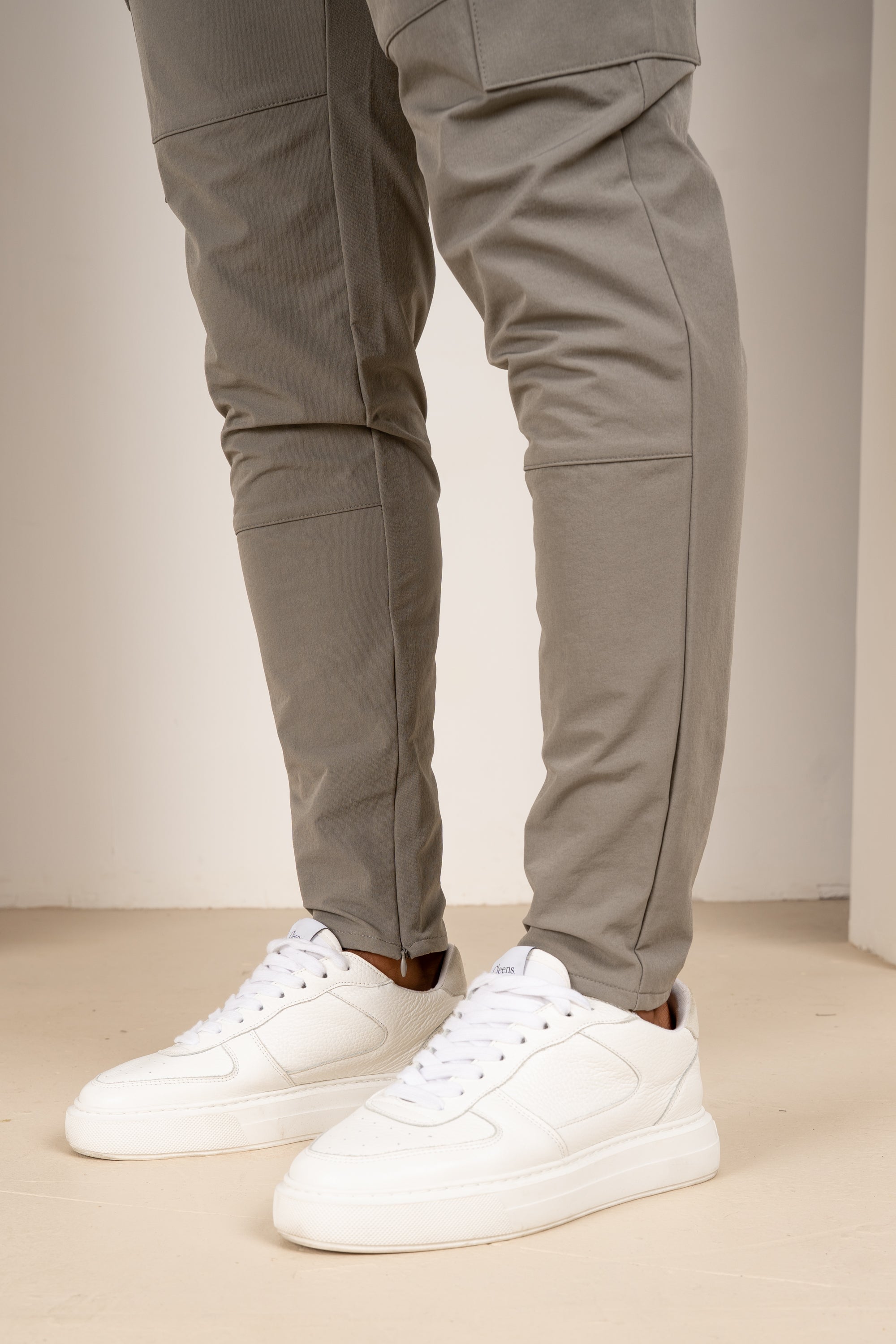 Premium Detail Cargo Pants V2 - Taupe | Xtralitty