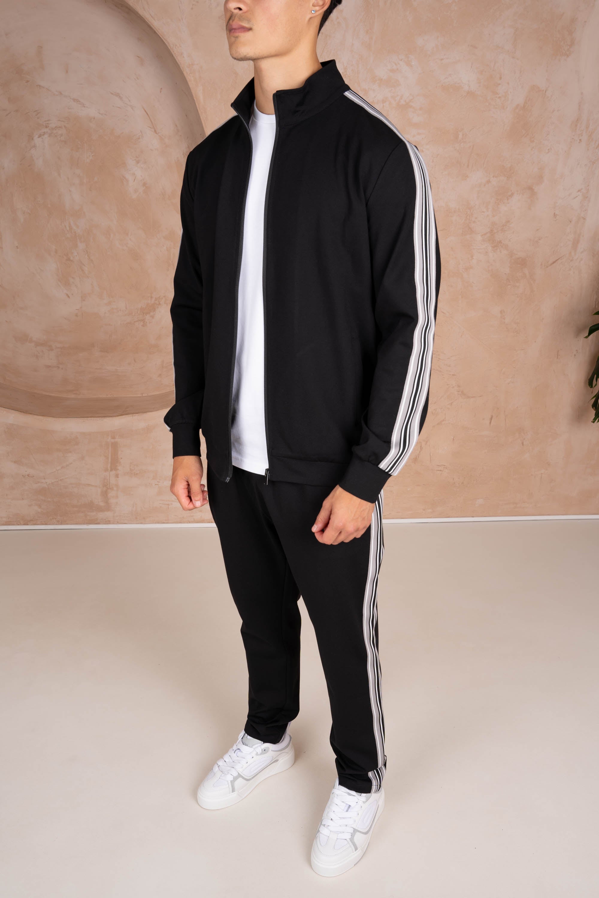 Side Stripe Pants - Black | Xtralitty