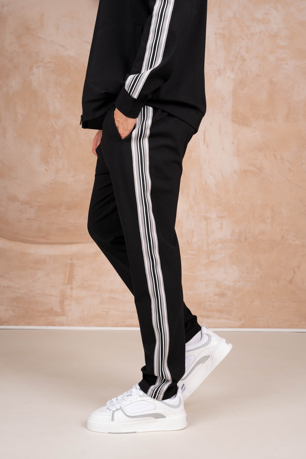 Side Stripe Pants - Black | Xtralitty