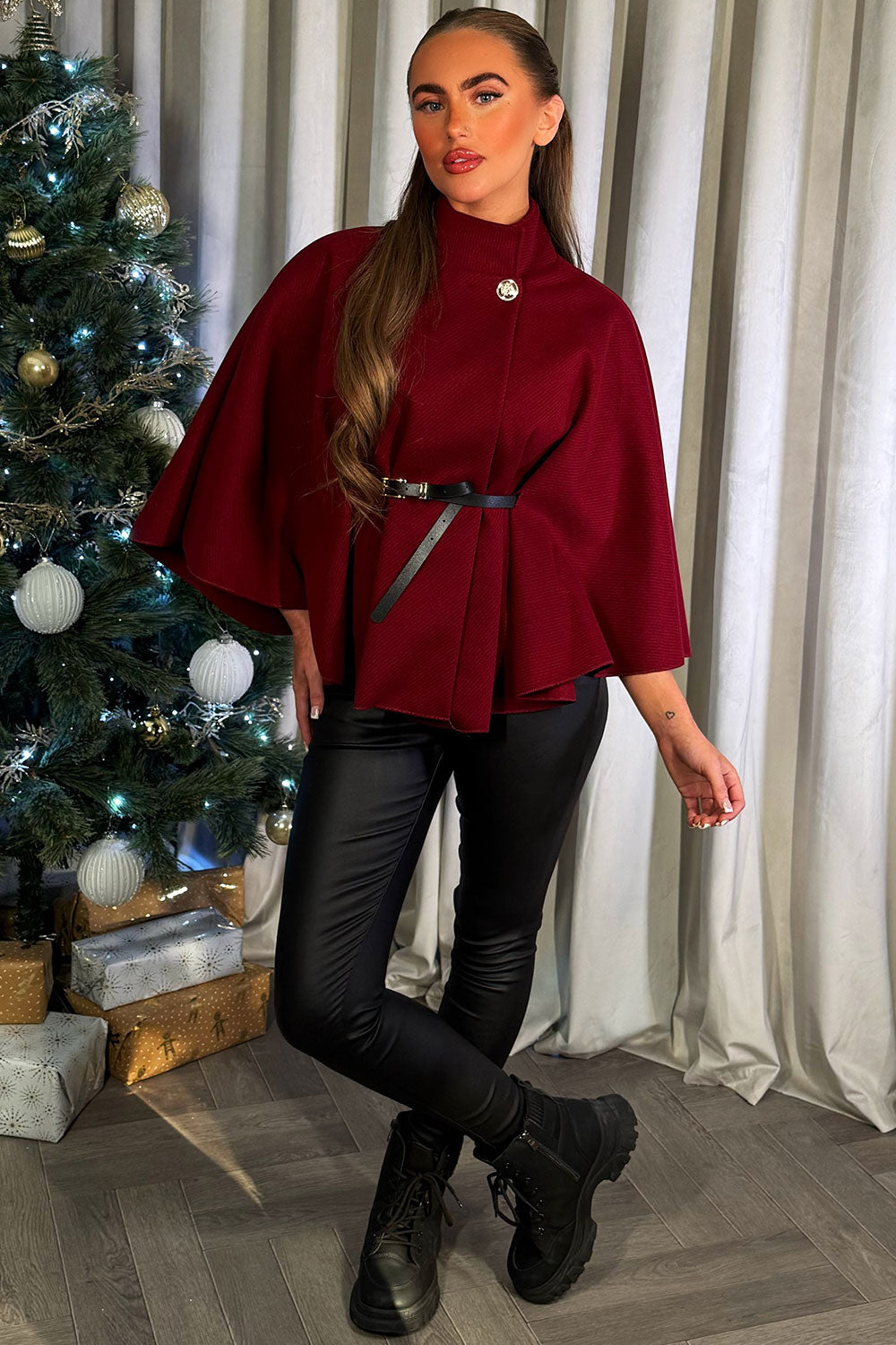 Cape with Belt Burgundy | Xtralitty