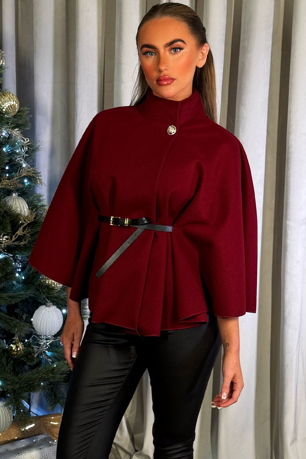 Cape with Belt Burgundy | Xtralitty