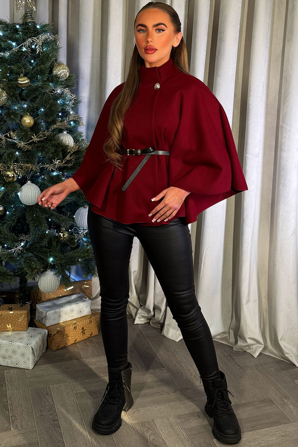 Cape with Belt Burgundy | Xtralitty