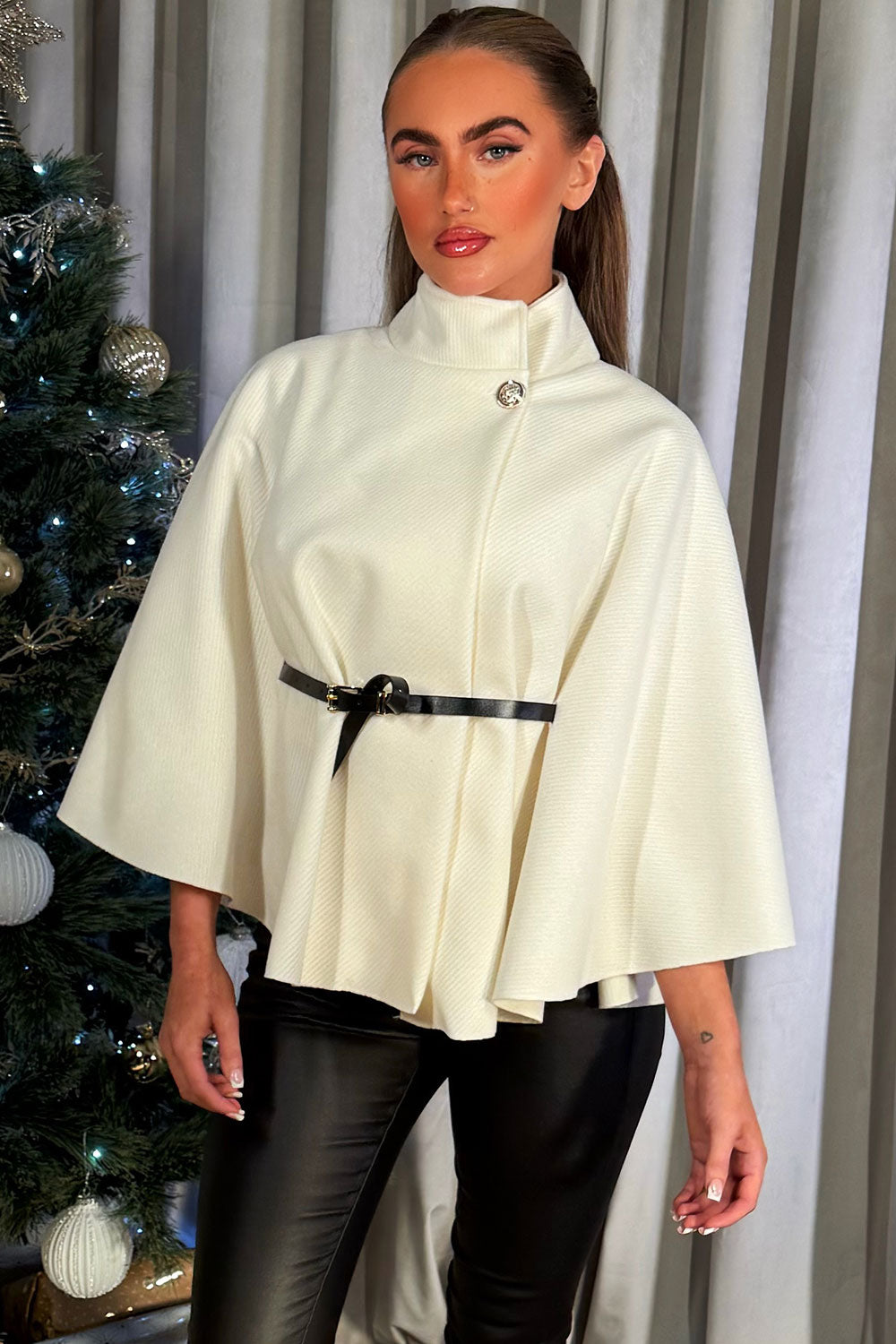 Cape with Belt Cream | Xtralitty