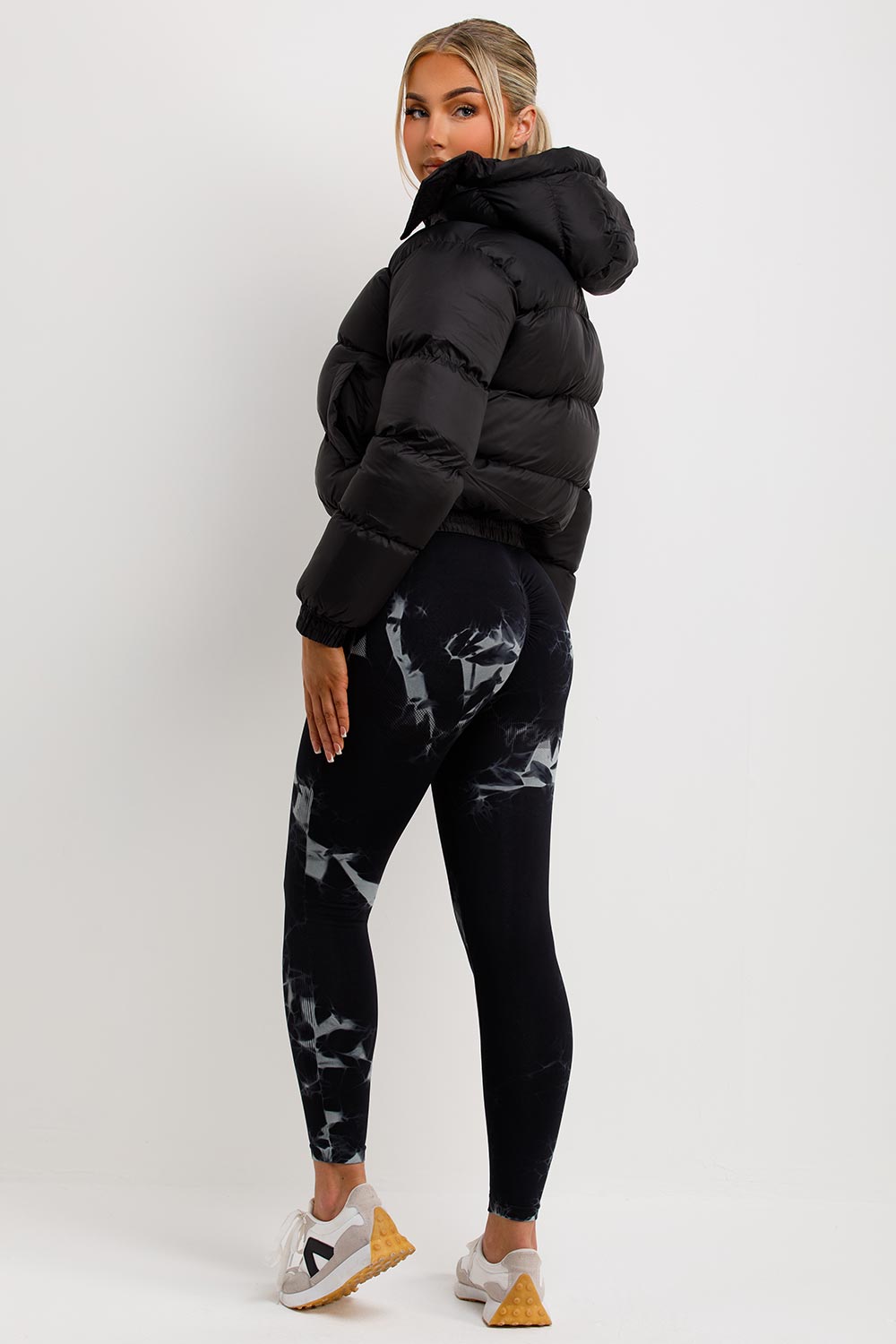 Puffer Jacket with Hood Black | Xtralitty