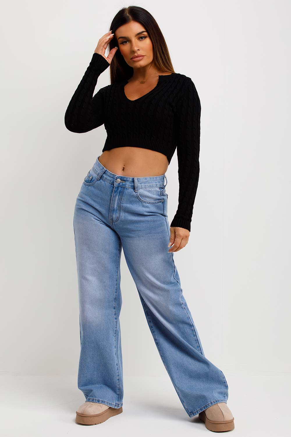 Knitted V Neck Crop Jumper Black | Xtralitty