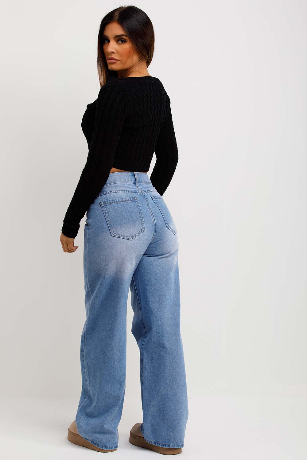 Knitted V Neck Crop Jumper Black | Xtralitty