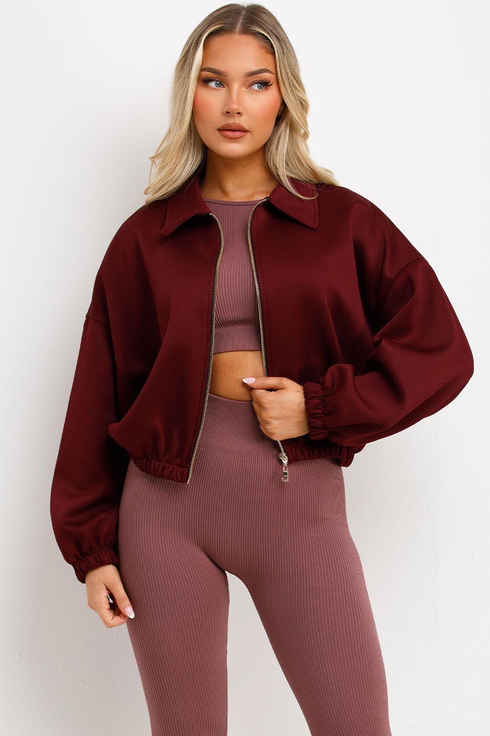 Puffed Bomber Jacket with Collar and Zip Burgund | Xtralitty