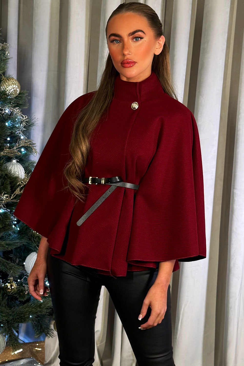 Cape with Belt Burgundy | Xtralitty