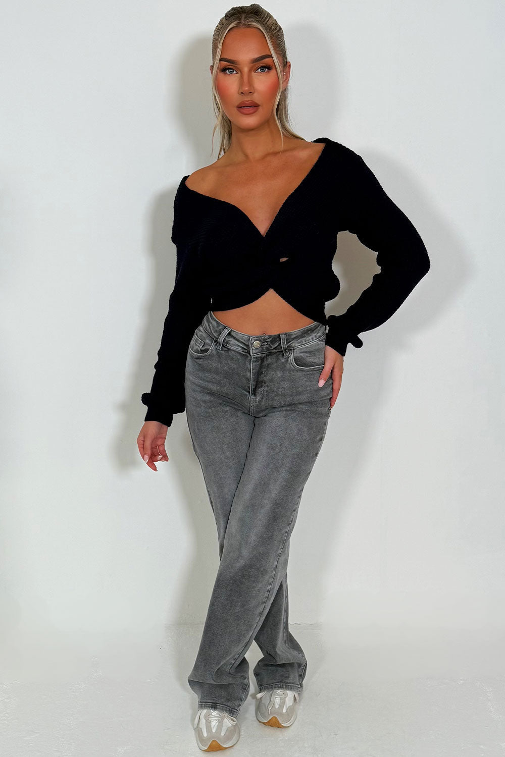 Knitted Jumper with Twist Front Black | Xtralitty