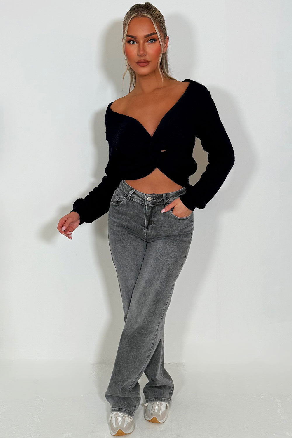 Knitted Jumper with Twist Front Black | Xtralitty