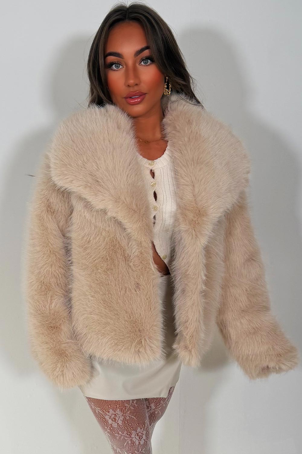 Faux Fur Jacket Collared Beige | Xtralitty