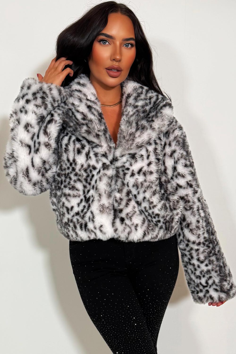 Shorts Faux Fur Jacket in White Leopard Print | Xtralitty