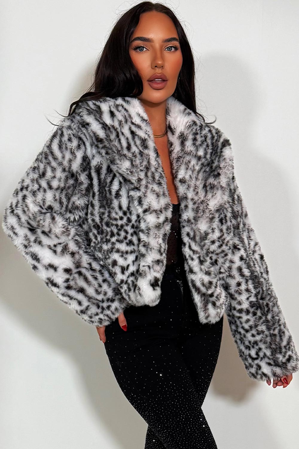 Shorts Faux Fur Jacket in White Leopard Print | Xtralitty