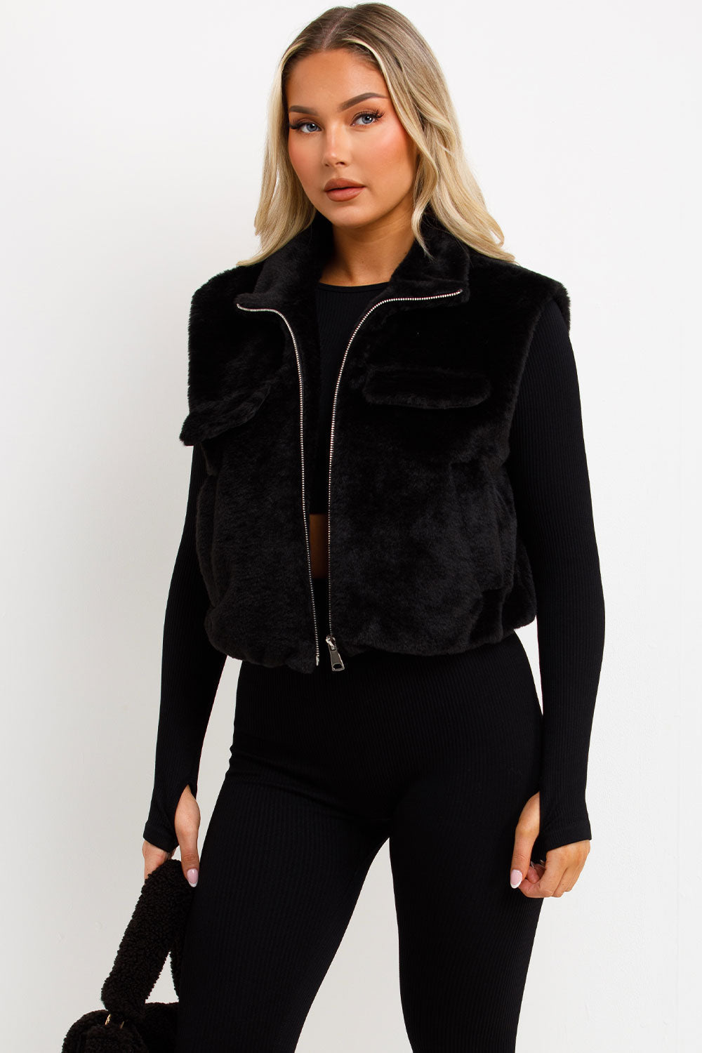 Teddy Gilet Cropped Black | Xtralitty