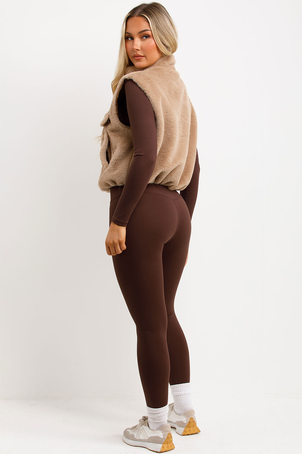 Teddy Gilet Cropped Beige | Xtralitty