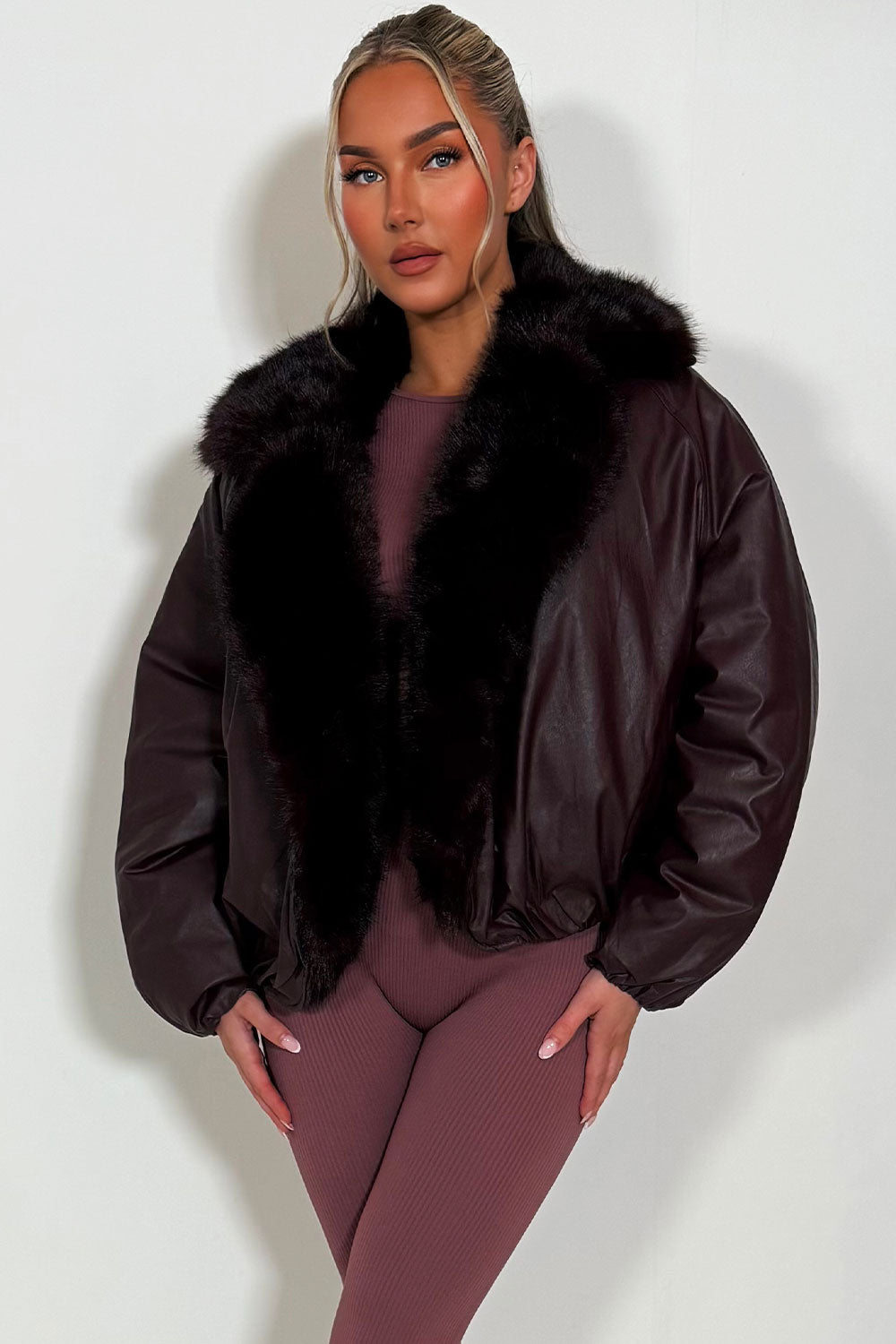 Bomber Jacket with Faux Fur Collar and Trim Burg | Xtralitty