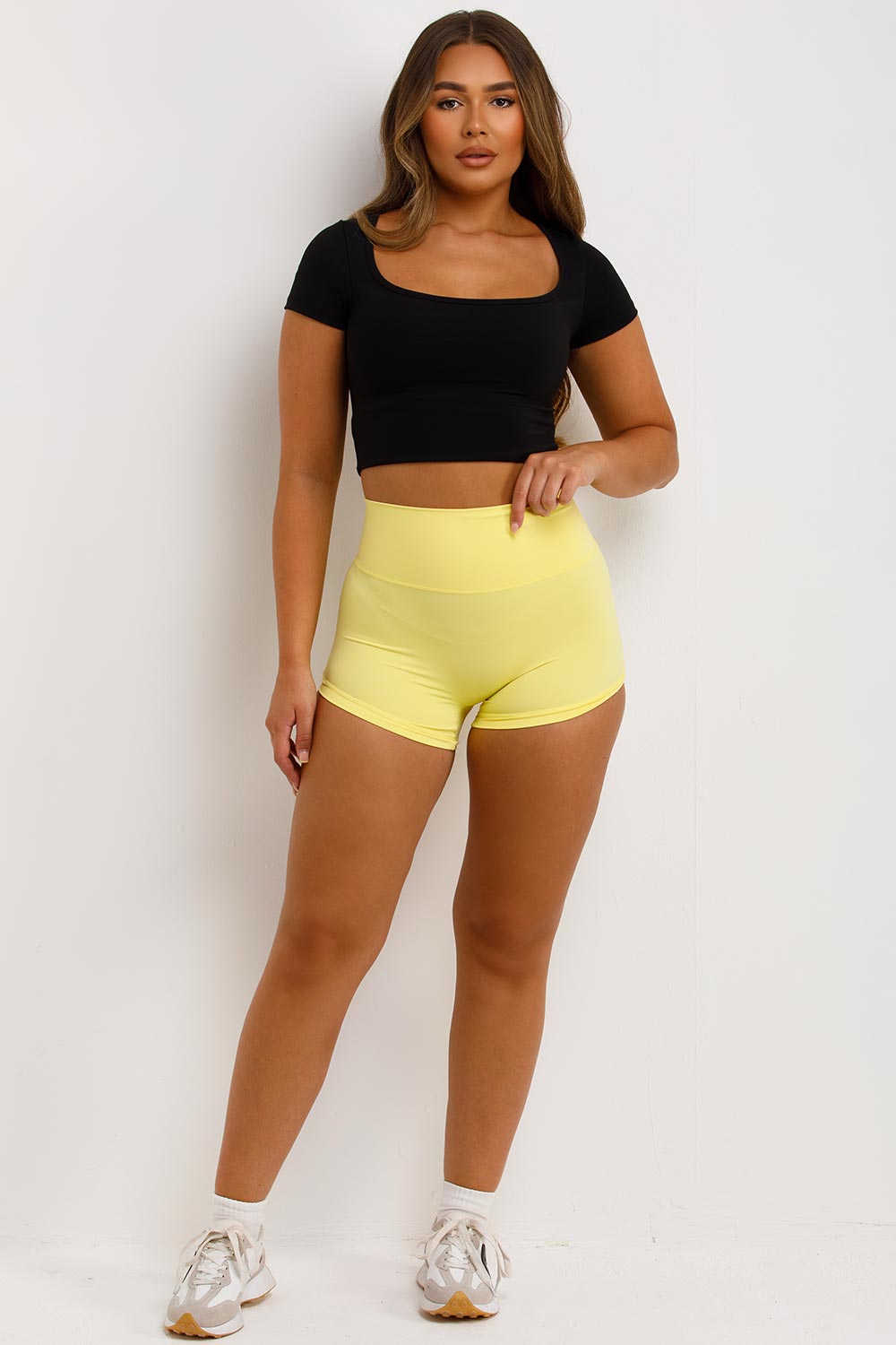 Gym Seamless Shorts Yellow | Xtralitty