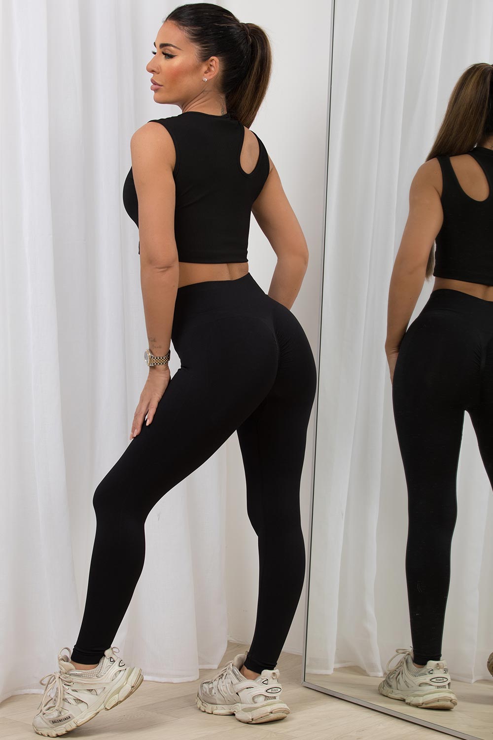 Ribbed Gym Leggings with Scrunch Ruched Detail B | Xtralitty