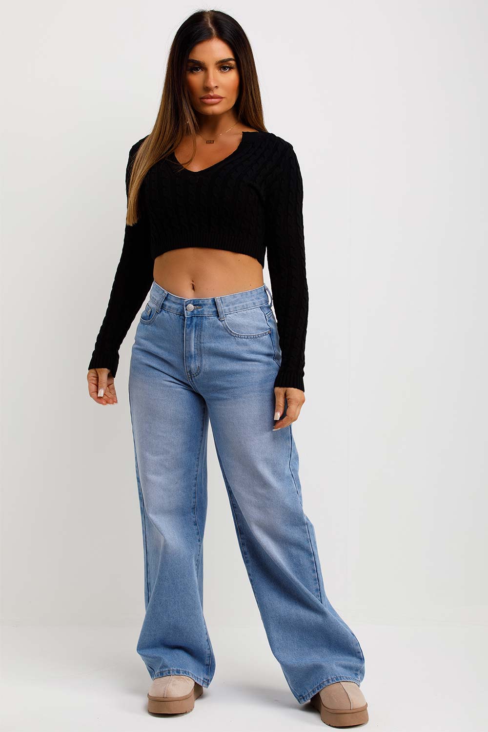Knitted V Neck Crop Jumper Black | Xtralitty