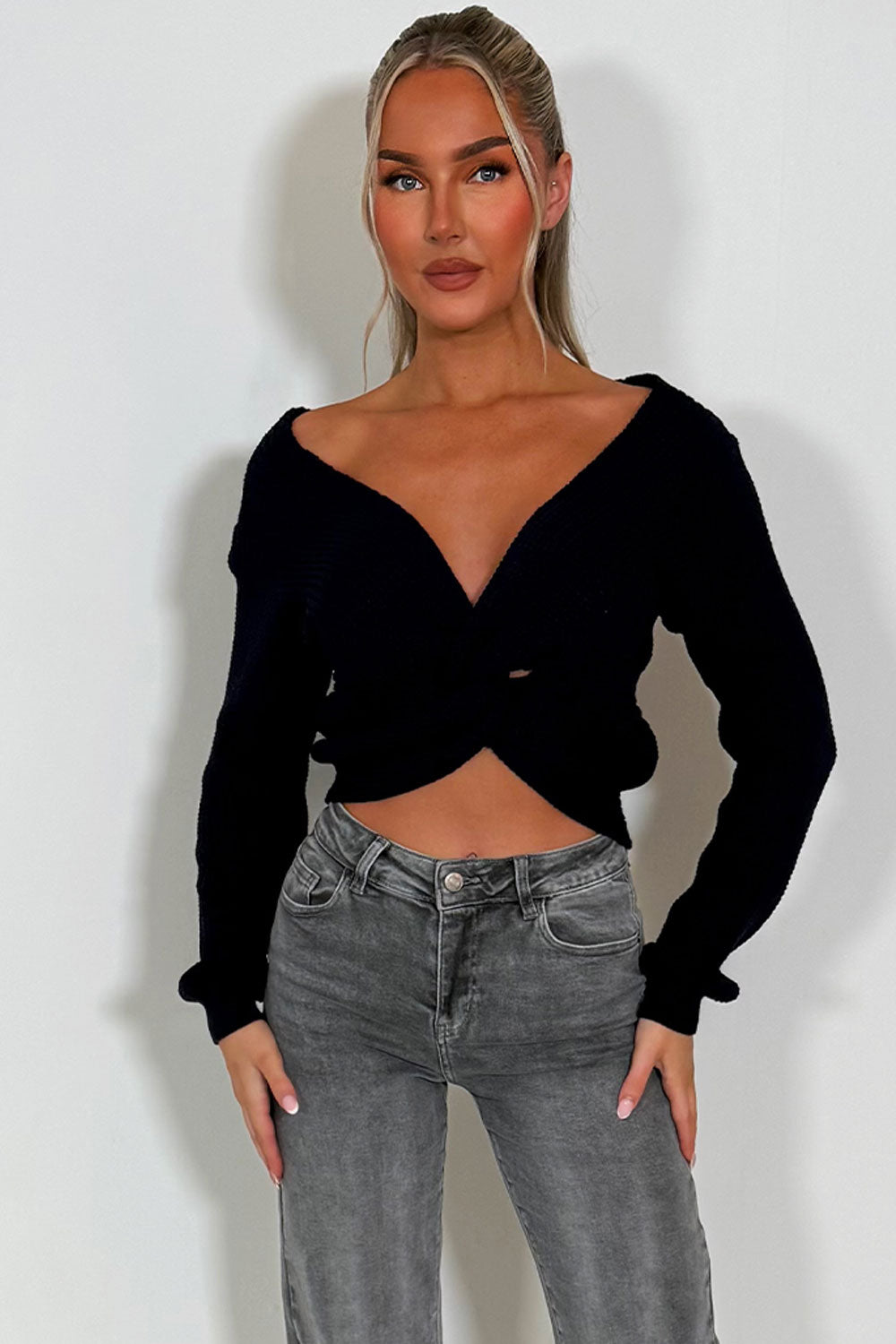 Knitted Jumper with Twist Front Black | Xtralitty
