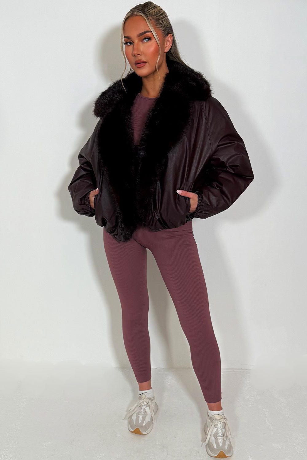 Bomber Jacket with Faux Fur Collar and Trim Burg | Xtralitty