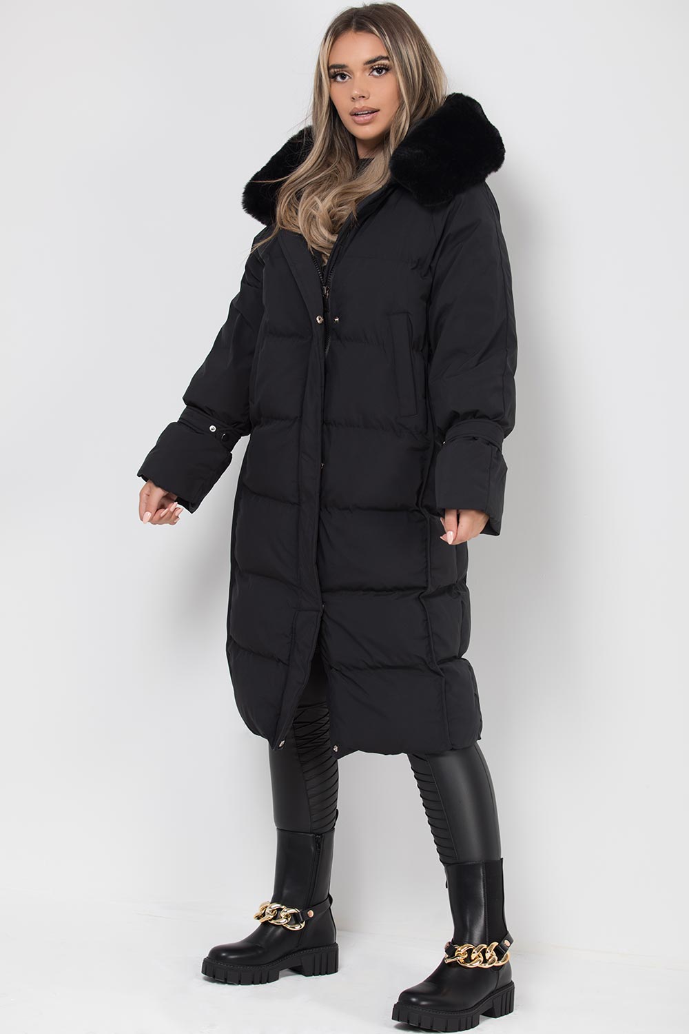 Long Puffer Down Coat with Faux Fur Hood Black | Xtralitty