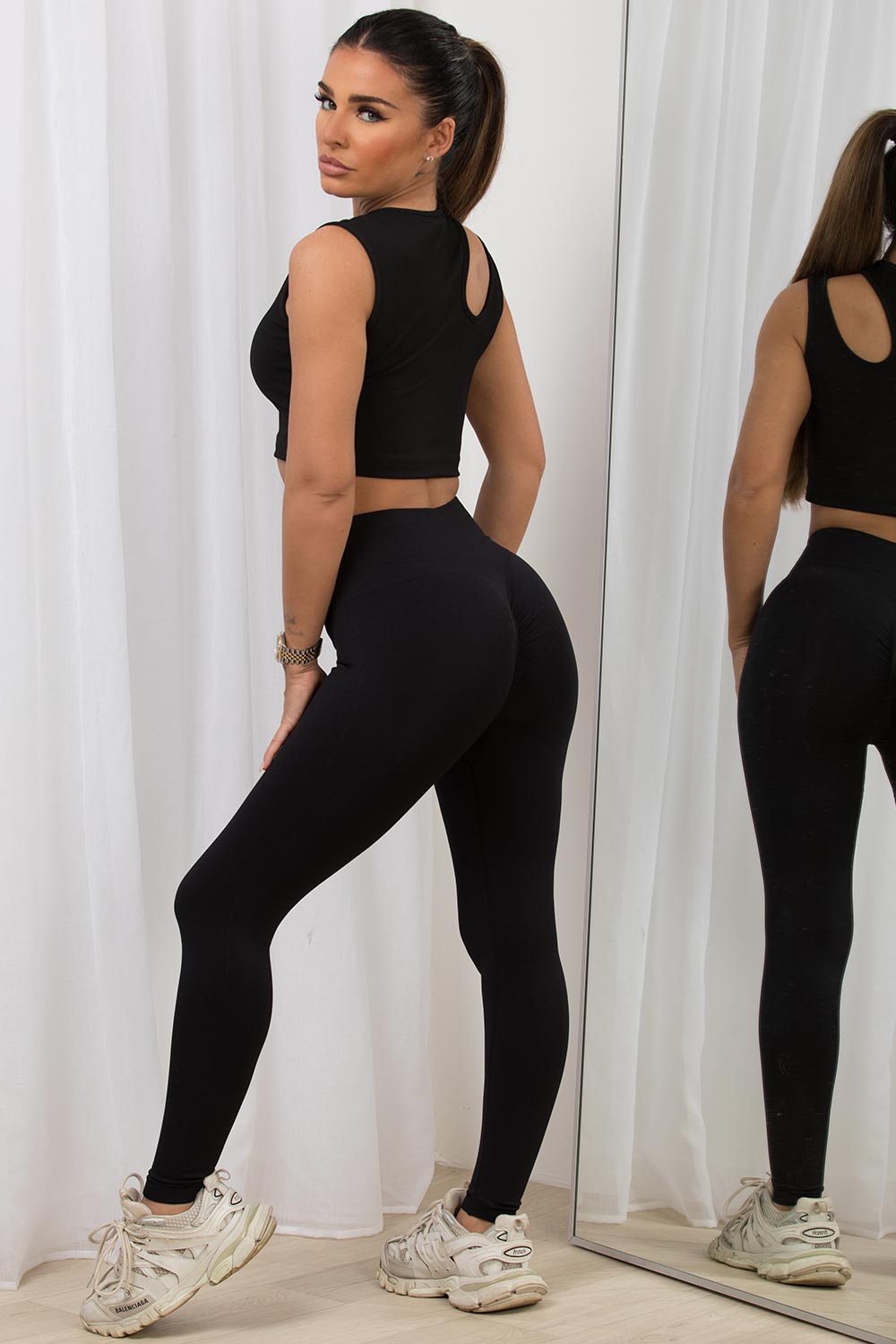 Ribbed Gym Leggings with Scrunch Ruched Detail B | Xtralitty