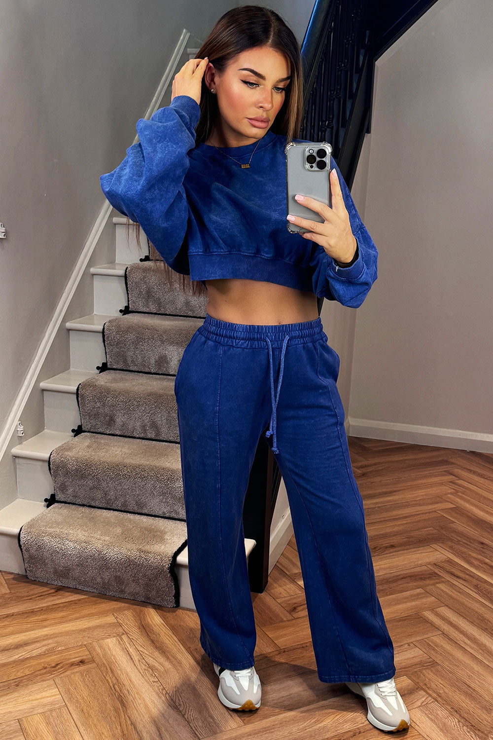 Crop Jumper and Joggers Tracksuit Lounge Set Aci | Xtralitty