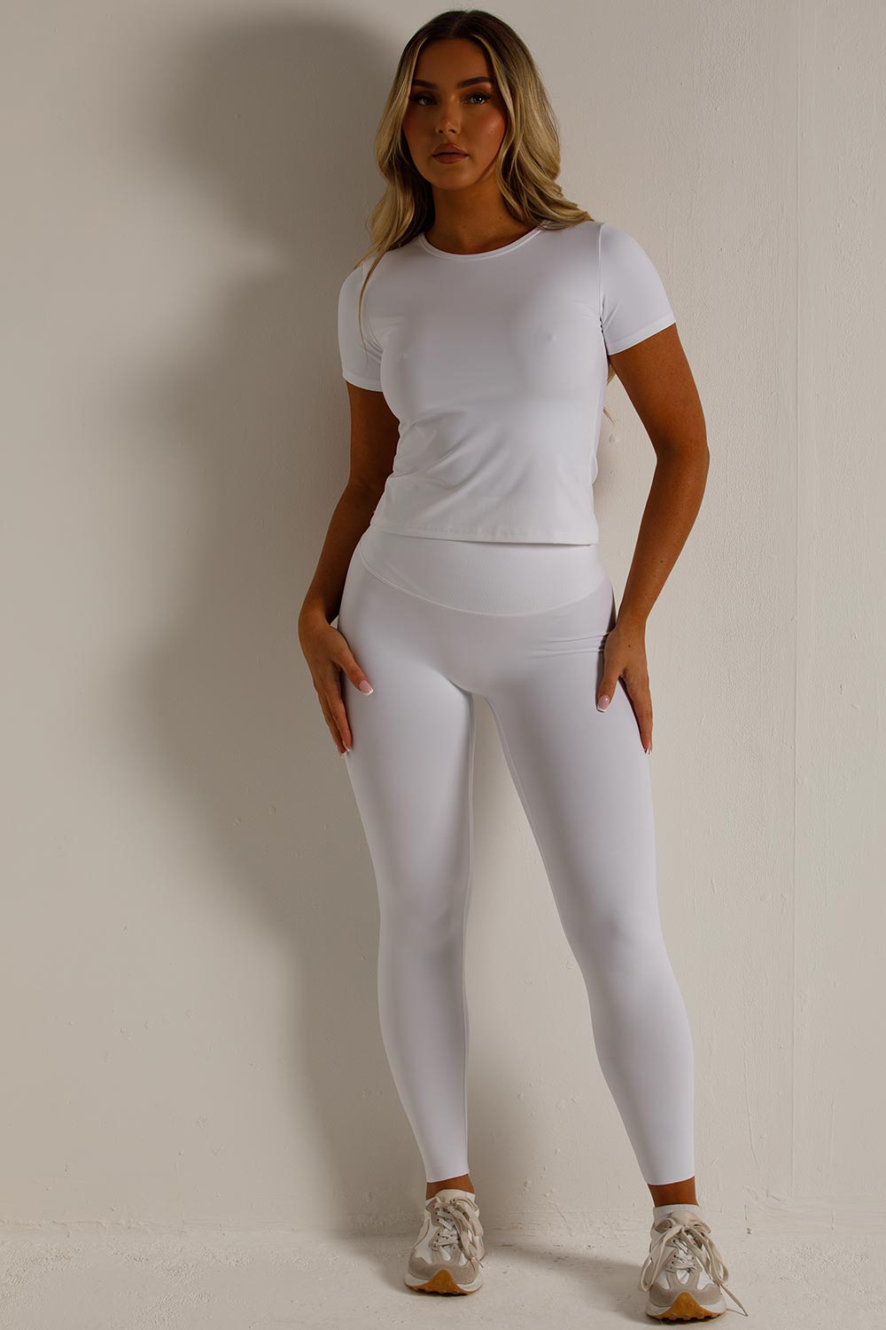 Sculpting Stretch Top and Structured Contour Leg | Xtralitty